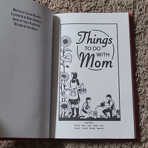 Things to Do With Mom: Lots of Fun for Everyone (Best at Everything) Hardcover - Picture 4 of 9